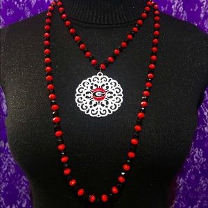 Georgia Bulldogs 60” Red an Black Crystal Necklace